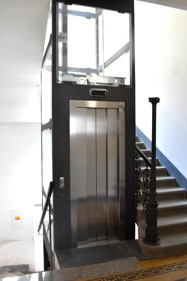 Apartman New Central Rooftop With Private Wellness, Sauna & Whirlpool Bath Prága